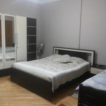 Guesthouse Zeinabi Tbilisi Buitenkant foto