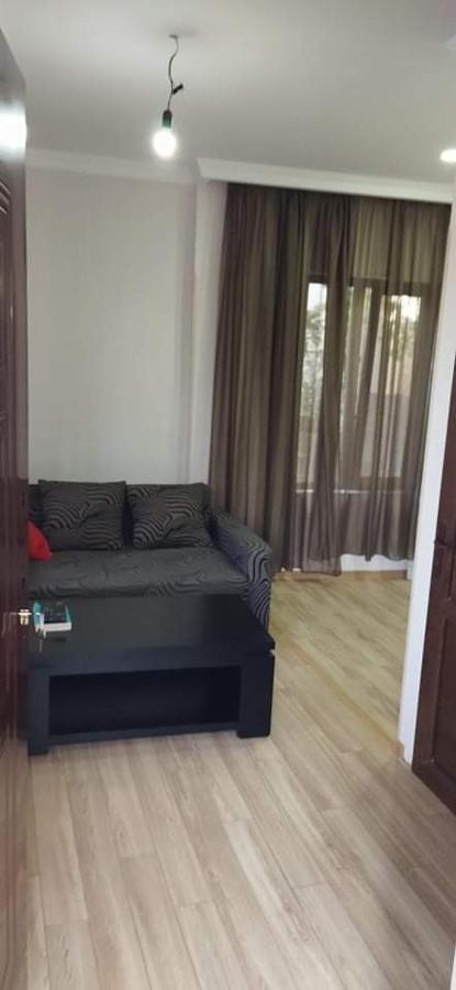 Guesthouse Zeinabi Tbilisi Buitenkant foto
