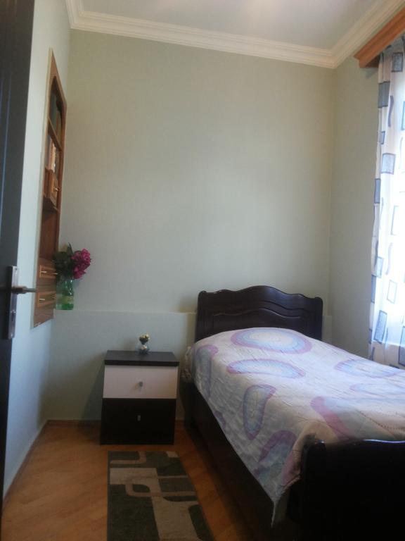 Guesthouse Zeinabi Tbilisi Buitenkant foto