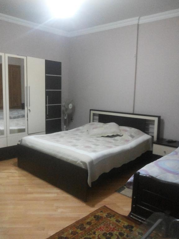 Guesthouse Zeinabi Tbilisi Buitenkant foto