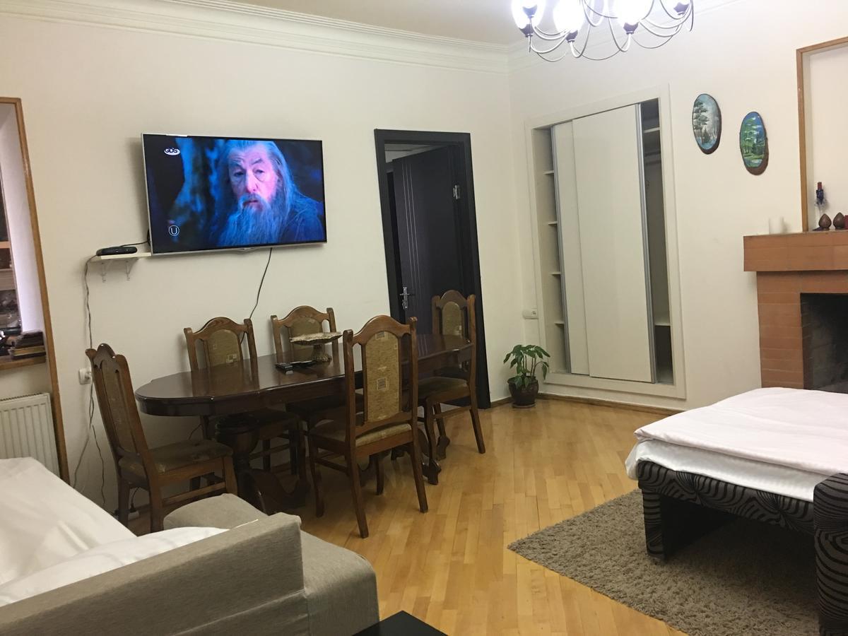 Guesthouse Zeinabi Tbilisi Buitenkant foto